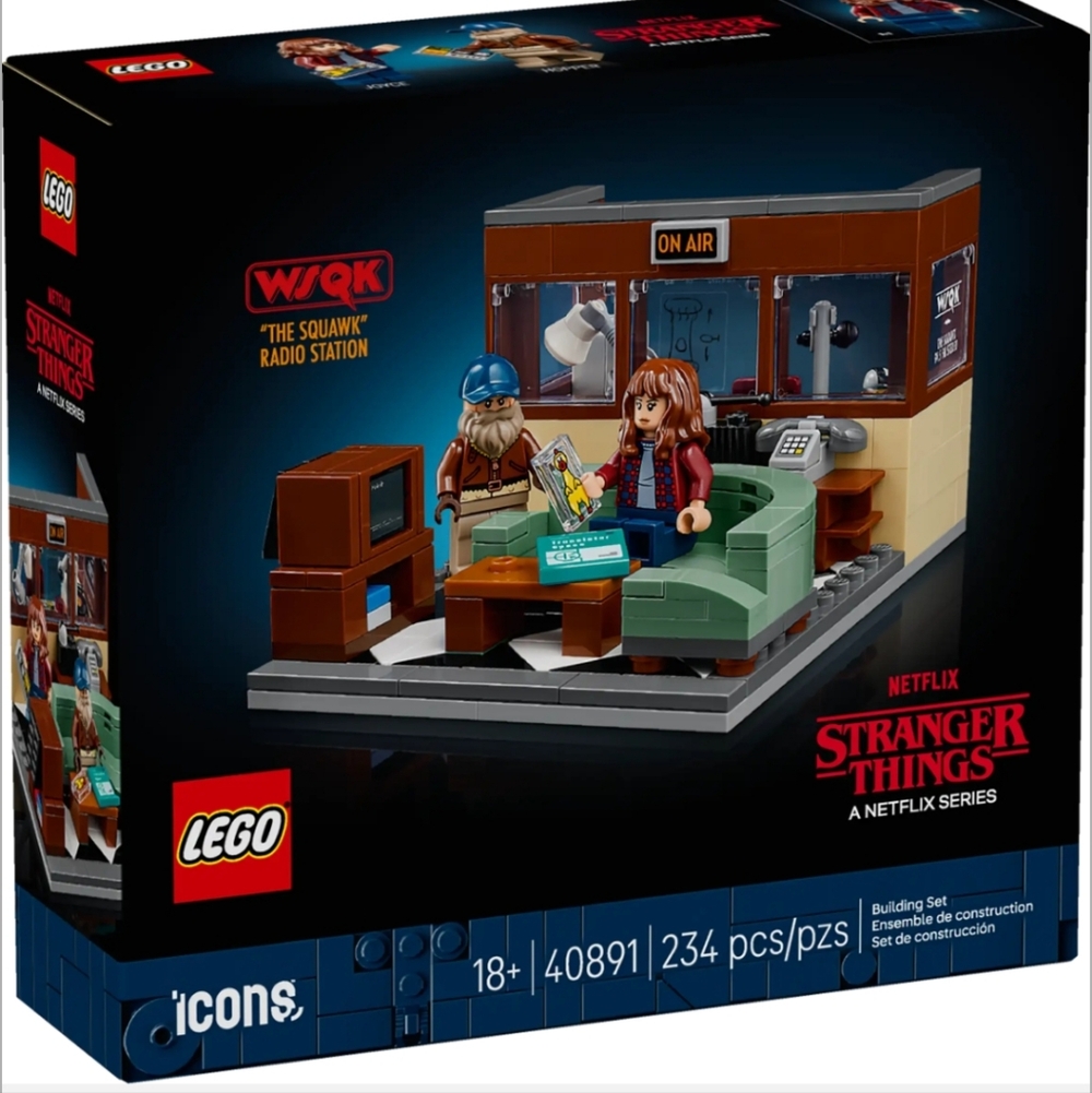 LEGO Stranger Things WSQK The Squawk Radio Station